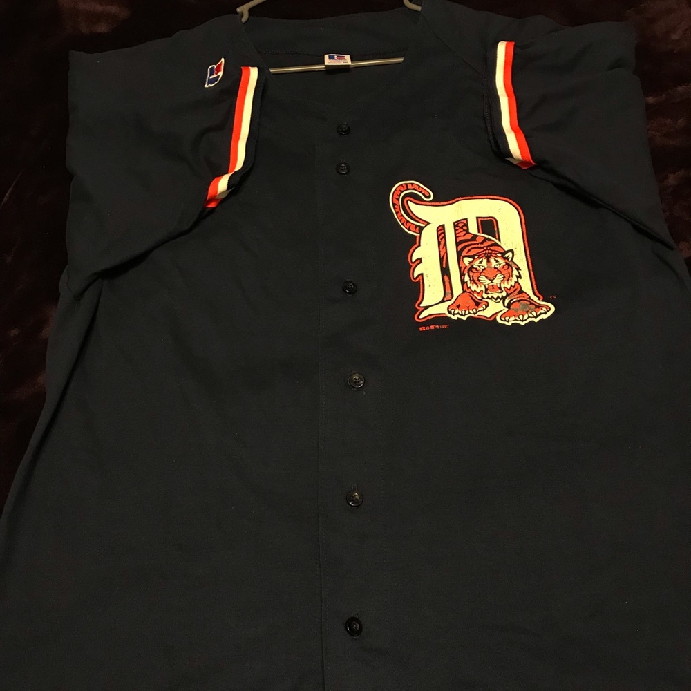 Vintage Detroit tigers shirt
